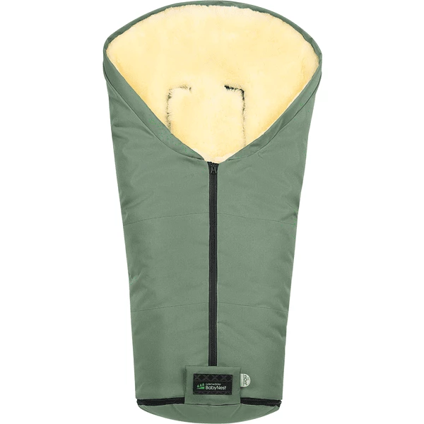 Odenwälder Lammfell-Fußsack Henry Green Harmony 1 Odenwälder Lammfell-Fußsack Henry Green Harmony
